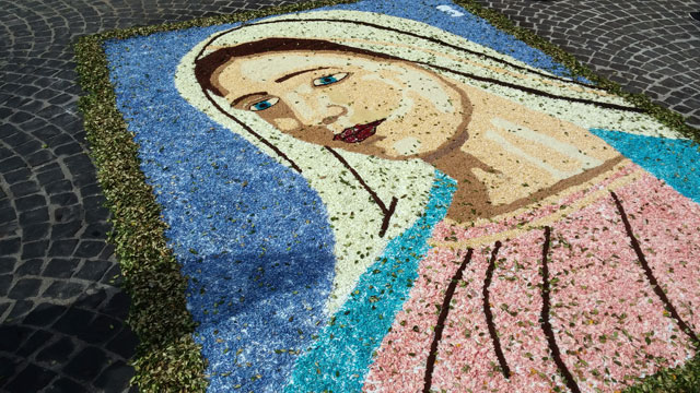 volto-di-madonna infiorata genazzano