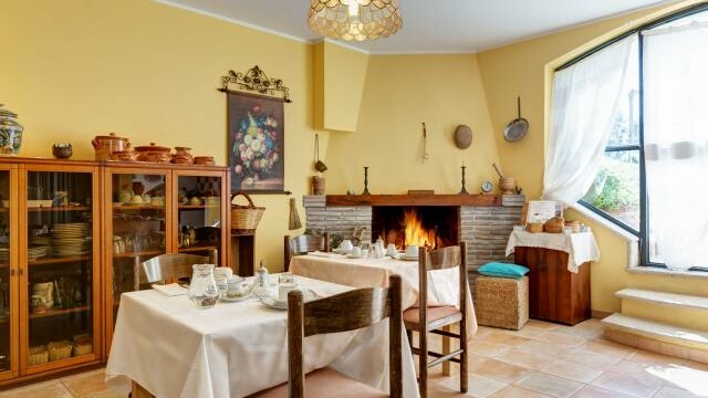 Sala Colazione B&B Noci Fazino Cave