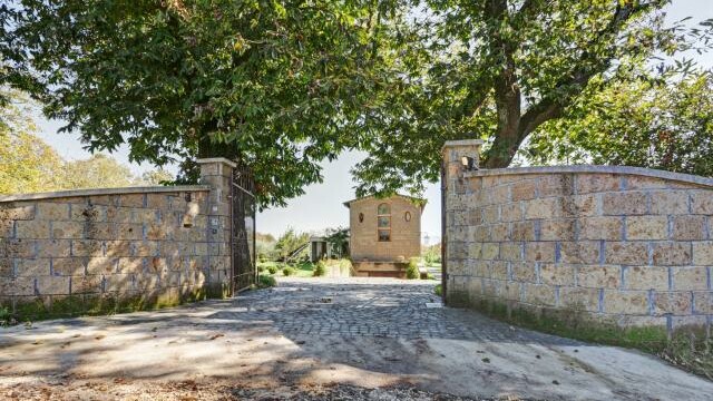 Ingresso B&B Noci Fazino Valmontone Cave